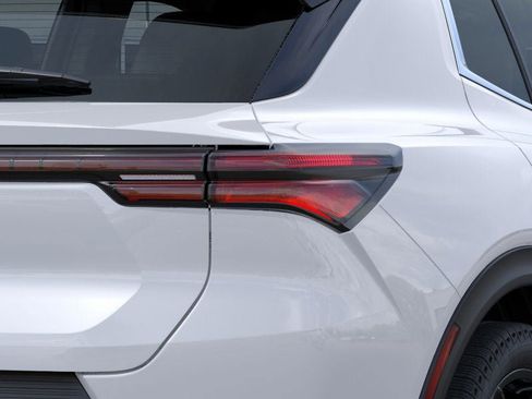 New 2026 Chevrolet Equinox EV LT w/ LPO, Blackout Package image 11