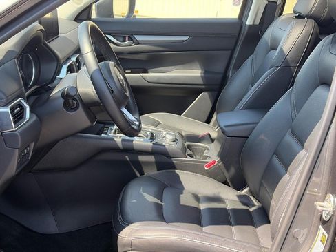 Used 2025 MAZDA CX-5 AWD 2.5 S w/ Preferred Package image 4