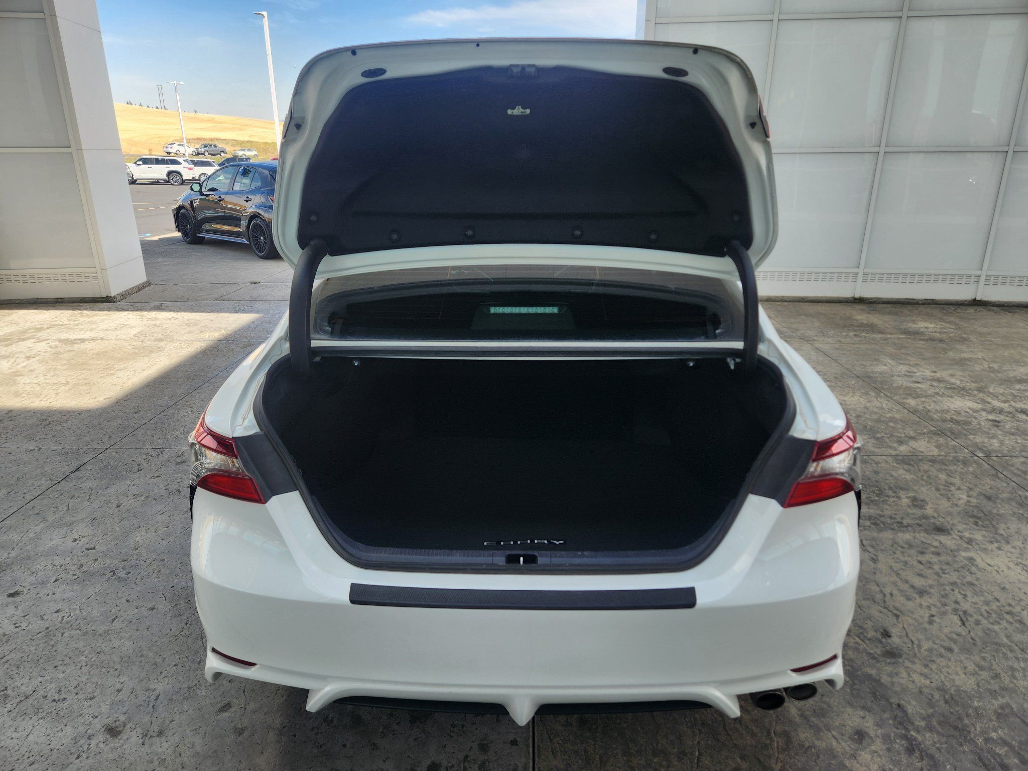 Used 2024 Toyota Camry SE AWD/4WD image 7