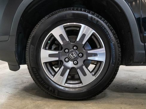 Used 2019 Honda Ridgeline RTL-T image 11