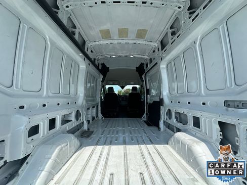 Used 2025 Ford Transit 250 148 High Roof RWD image 19