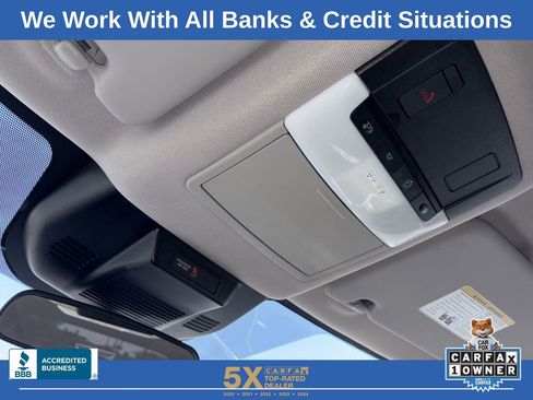 Used 2025 Nissan Rogue SV image 23