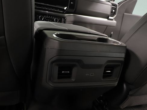 Used 2025 Chevrolet Silverado 1500 RST AWD/4WD image 25