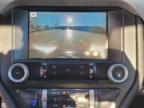 Used 2016 Ford Mustang Premium image 13