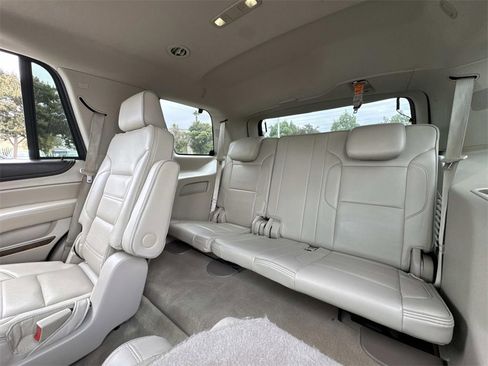 Used 2018 GMC Yukon Denali w/ Denali Ultimate Package image 17