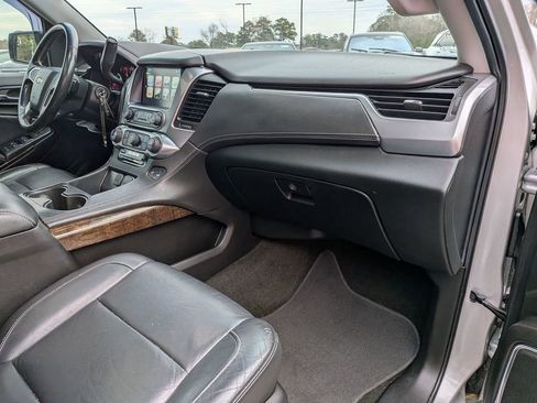 Used 2018 Chevrolet Tahoe LT image 31