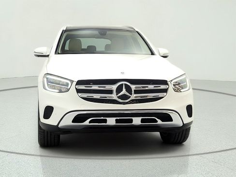 Used 2021 Mercedes-Benz GLC 300 image 2