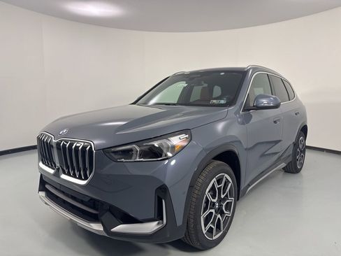 New 2026 BMW X1 xDrive28i AWD/4WD image 3