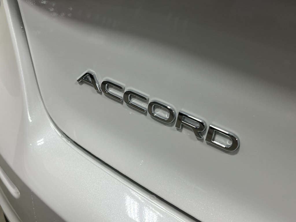 Used 2025 Honda Accord SE image 6