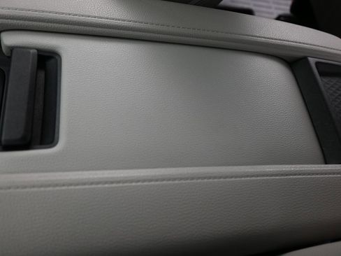 Used 2025 Toyota Grand Highlander Limited image 41