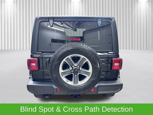 Certified 2022 Jeep Wrangler Unlimited Sahara w/ LED Lighting Group image 9