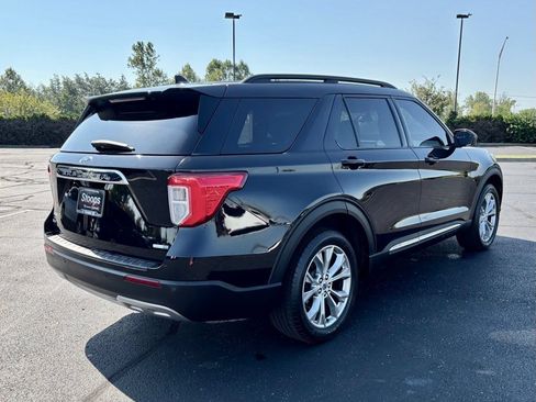 Used 2020 Ford Explorer XLT w/ Equipment Group 202A AWD/4WD image 8
