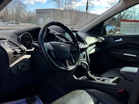 Used 2018 Ford Escape SEL image 8