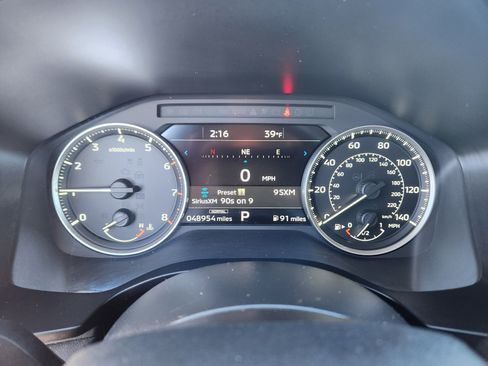 Used 2024 Mitsubishi Outlander SE image 11