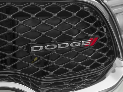 Used 2021 Dodge Durango SRT w/ Technology Group AWD/4WD image 61