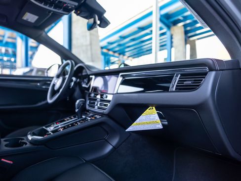 New 2026 Porsche Macan Turbo AWD/4WD image 35