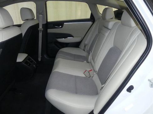 Used 2021 Honda Clarity Plug-In Hybrid image 22