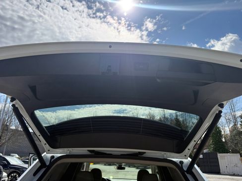 New 2026 Volkswagen Atlas SE image 14