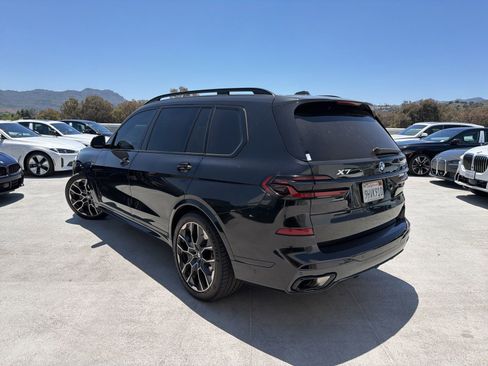 Used 2024 BMW X7 xDrive40i w/ Executive Package AWD/4WD image 2