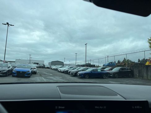 Used 2025 Hyundai Santa Fe SEL image 17