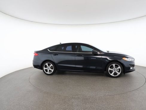 Used 2020 Ford Fusion SE w/ Equipment Group 151A image 23