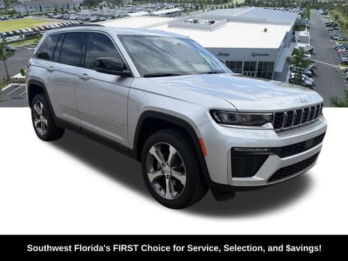 New 2026 Jeep Grand Cherokee Limited RWD image 2