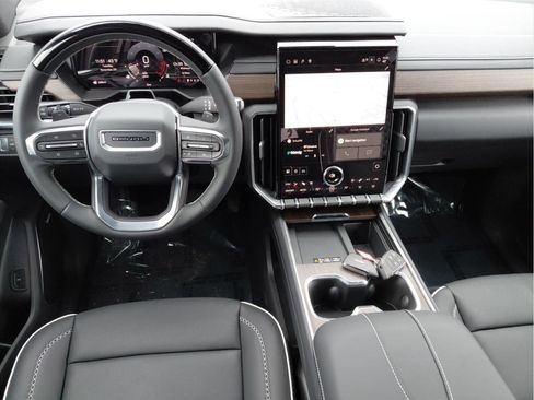 New 2026 GMC Acadia Denali w/ Super Cruise Package FWD image 38