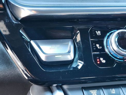 Used 2024 GMC Sierra 2500 Denali Ultimate image 25