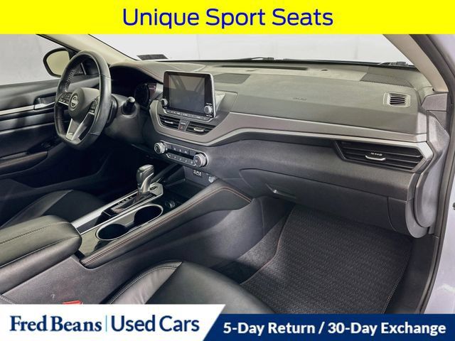 Used 2024 Nissan Altima 2.5 SR FWD image 31