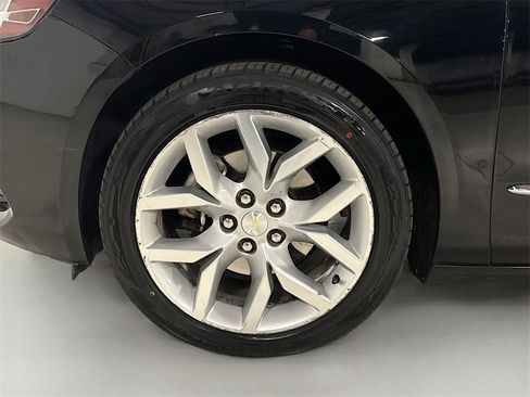 Used 2019 Chevrolet Impala Premier image 38
