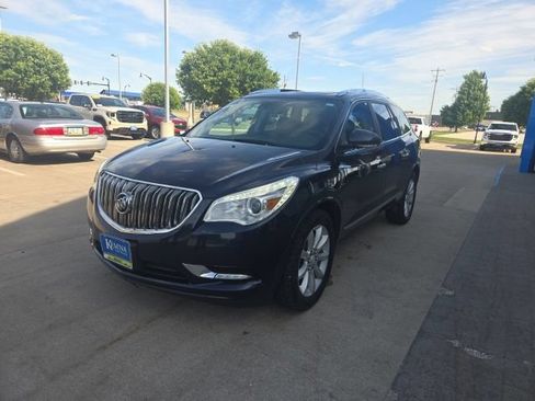 Used 2017 Buick Enclave Premium w/ Experience Buick Package AWD/4WD image 3