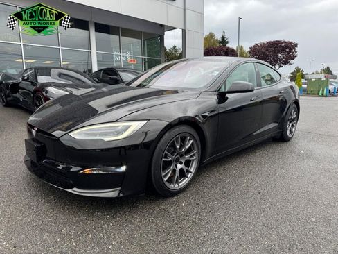 Used 2021 Tesla Model S Plaid image 1