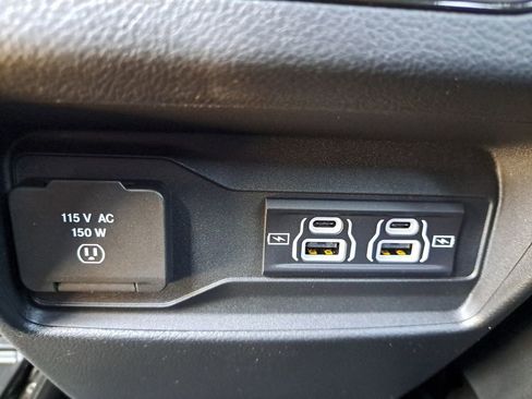 New 2025 Jeep Grand Cherokee Altitude image 6