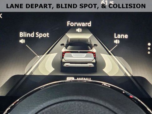 Used 2025 Nissan Kicks SR w/ Illumination Package image 15