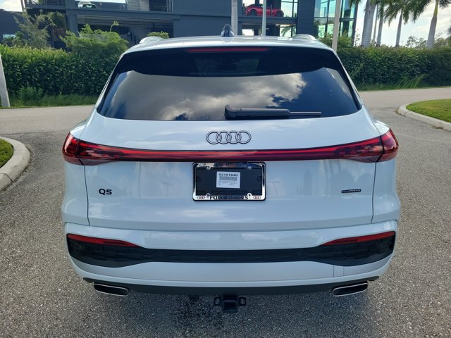 Certified 2025 Audi Q5 Premium Plus w/ Premium Plus AWD/4WD image 6