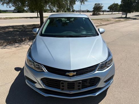 Used 2017 Chevrolet Cruze LS FWD image 2