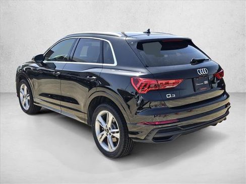 Certified 2024 Audi Q3 2.0T Premium w/ Convenience Package AWD/4WD image 7