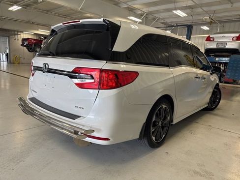 Used 2022 Honda Odyssey Elite image 13