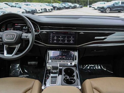 Used 2023 Audi Q7 2.0T Premium Plus w/ Premium Plus Package image 13