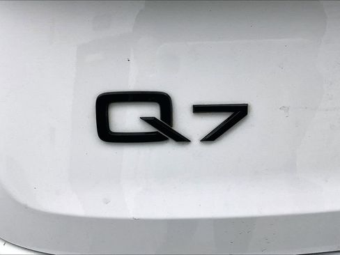 Used 2020 Audi Q7 2.0T Premium image 39