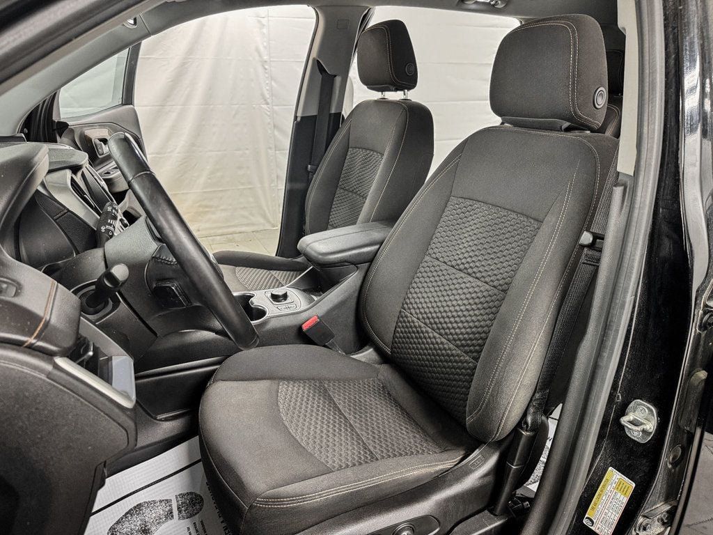 Used 2019 GMC Terrain SLE w/ Driver Convenience Package AWD/4WD image 9