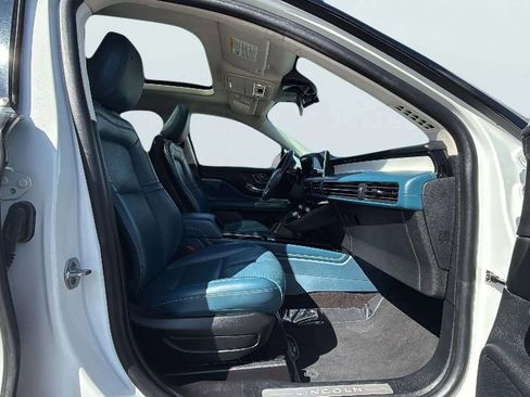 Used 2021 Lincoln Corsair Reserve w/ Sport Package image 22