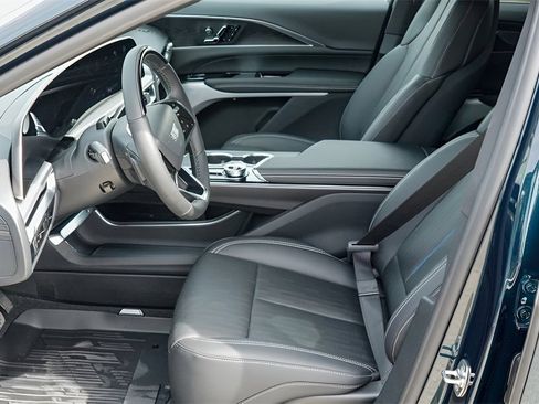 New 2026 Cadillac Lyriq Premium Luxury image 10