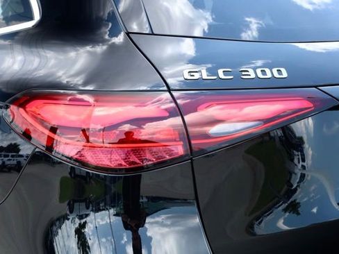 New 2025 Mercedes-Benz GLC 300 GLC 300 image 11