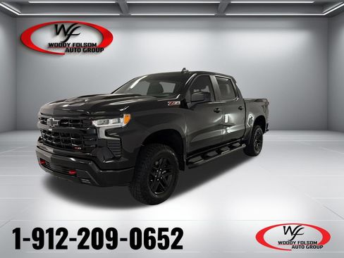 Used 2024 Chevrolet Silverado 1500 LT Trail Boss w/ Convenience Package II AWD/4WD image 1
