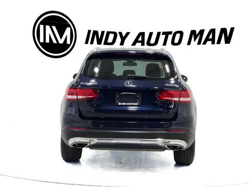 Used 2016 Mercedes-Benz GLC 300 4MATIC w/ Premium Package image 5