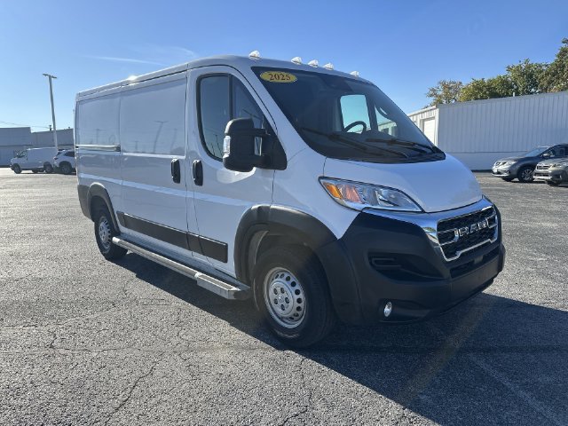 Used 2025 RAM ProMaster 2500 w/ U-Haul Equipment Group FWD image 18