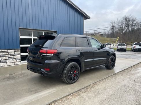 Used 2020 Jeep Grand Cherokee SRT image 9