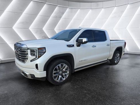 Used 2024 GMC Sierra 1500 Denali image 1