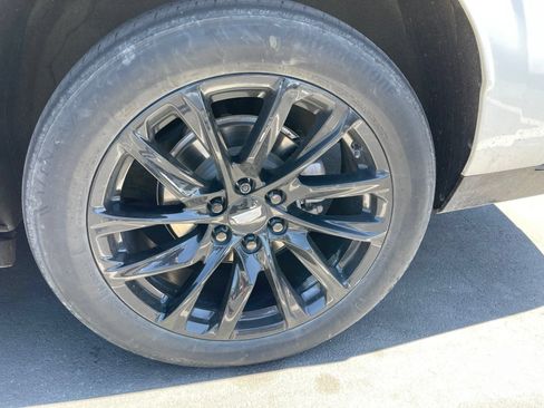 Certified 2023 Cadillac Escalade ESV Sport Platinum w/ LPO, ONYX Package AWD/4WD image 3